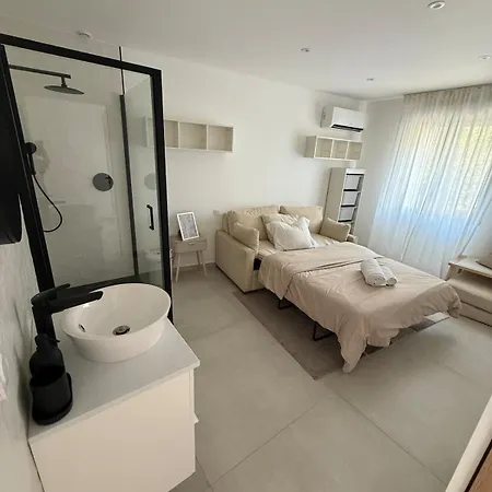 New Apartment, 3 Bedrooms, Sea View Porto-Vecchio (Corsica)