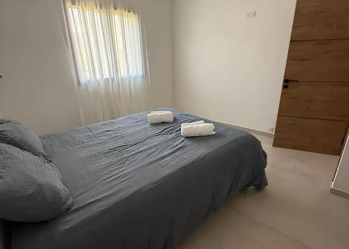 New Apartment, 3 Bedrooms, Sea View * ポルトヴェッキオ