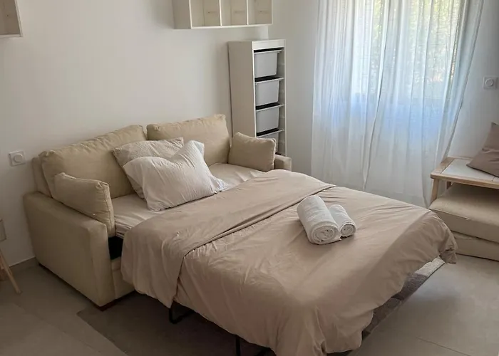 New Apartment, 3 Bedrooms, Sea View ポルトヴェッキオ