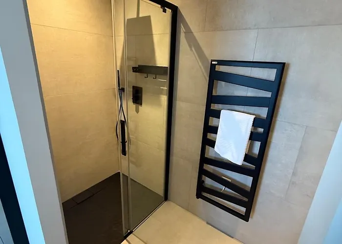 アパート New Apartment, 3 Bedrooms, Sea View ポルトヴェッキオ